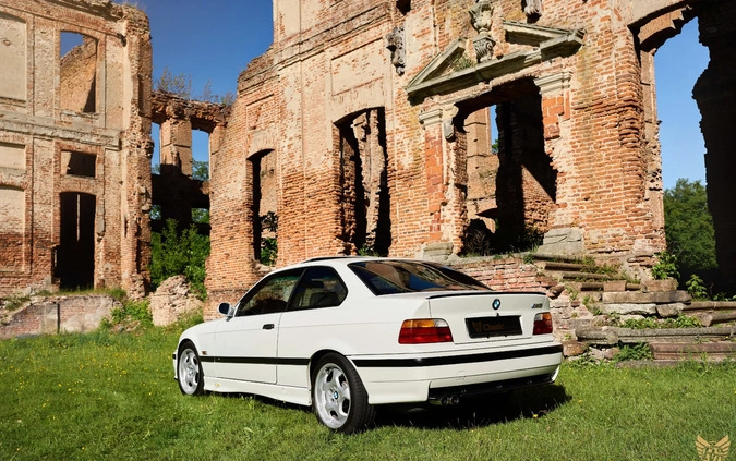 BMW M3 cena 114999 przebieg: 212000, rok produkcji 1995 z Tarnowskie Góry małe 562